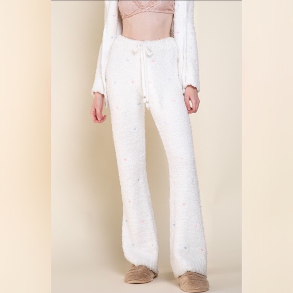 POL Embroidered Hearts Berber Fleece Pants + Hoodie Matching Set - Picture 8 of 15